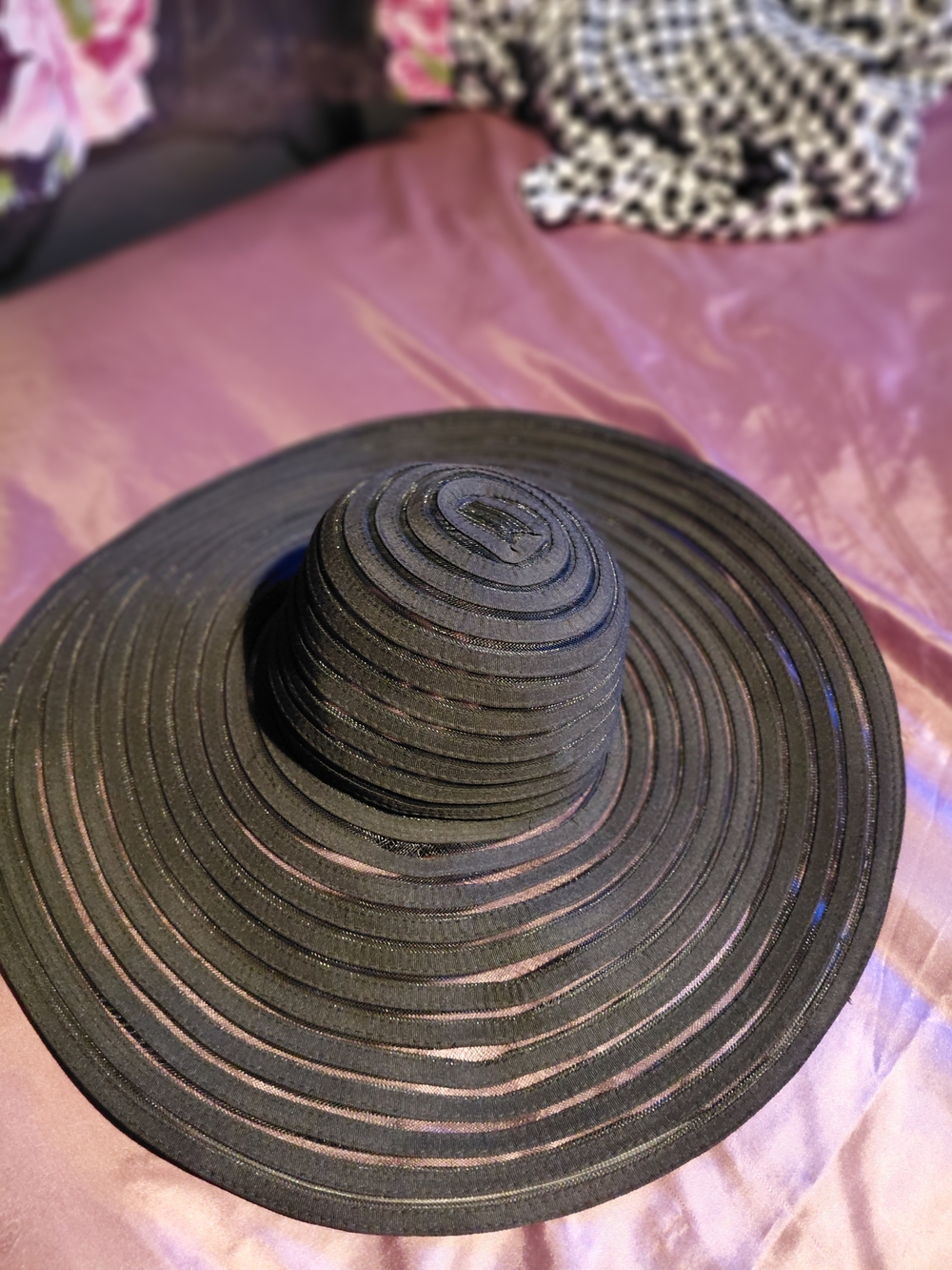 2B bebe Black Wide Brim Sun Hat